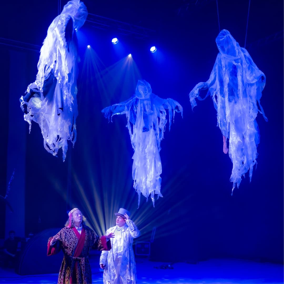 Scrooge Cirque Spectacular Christmas Family Events Shows Near Cardiff